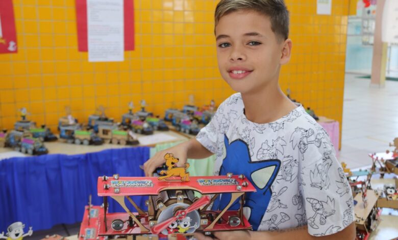 Escola da rede municipal realiza Feira Cultural dirigida à comunidade do Jardim Renascer