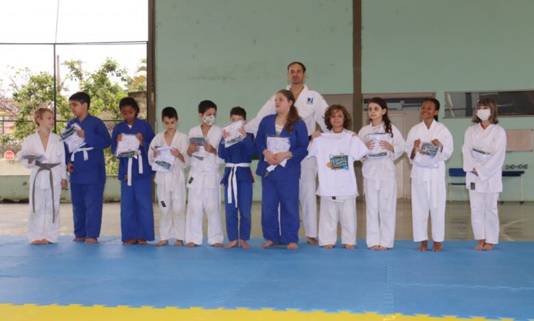 Projeto “Eu Pratico Esporte Educacional Escolar” de Sorocaba tem ação especial aberta às famílias na E.M. “Quinzinho de Barros”