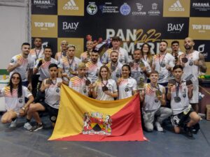 Sorocaba conquista 21 medalhas no Pan-Americano de Kickboxing