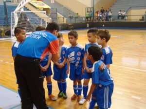 Cruzeirinho tem partidas finais no Ginásio Municipal de Esportes neste domingo (20)