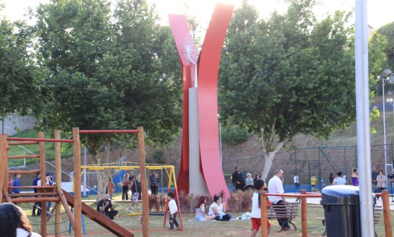 Foi entregue nesta terça-feira (8) as obras da Praça da Juventude. Saiba mais!