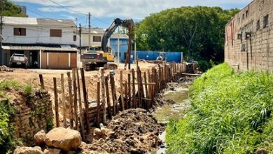 Saae/Sorocaba realizou manutenção do córrego no bairro Barcelona