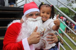 “Grande Festa de Natal” reúne mais de 50 mil pessoas no Paço Municipal, considerada a maior já realizada