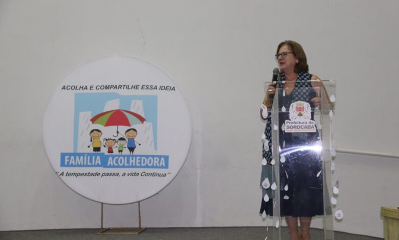 Prefeitura realiza capacitação para servidores sobre Família Acolhedora com especialistas da área