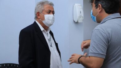 Unidades do CAPS e espaços culturais receberam visita da Prefeitura na última segunda-feira (28)