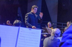 Orquestra Filarmônica Jovem de Sorocaba apresenta Concerto de Natal no TMTV