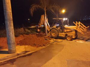 Saae/Sorocaba restabelece rede de água afetada pela chuva no bairro Wanel Ville IV