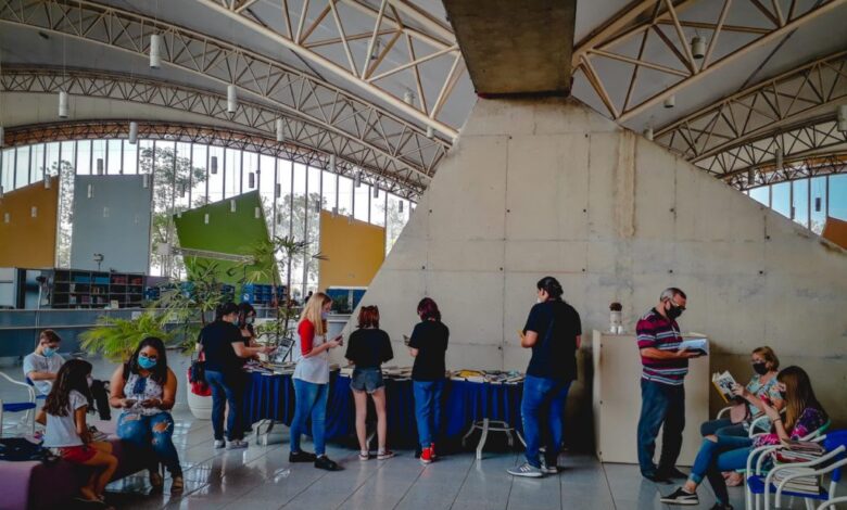 Última edição de 2022 da Troca de Livros na Biblioteca Municipal de Sorocaba