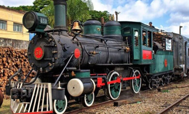 Público em geral pode fazer os passeios de locomotiva de graça em Sorocaba