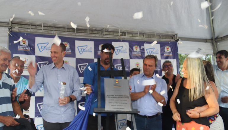 Prefeitura de Sorocaba entrega quadra poliesportiva e academia ao ar livre no Jardim Santa Catarina