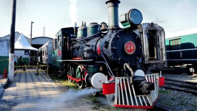 famílias em situação de vulnerabilidade social de Sorocaba terão a oportunidade de participar de um passeio de locomotiva, como parte da programação do “Natal Iluminado 2023”, da Prefeitura de Sorocaba.