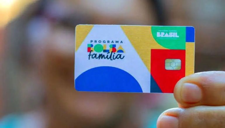 Em tramitação no Congresso Nacional, proposta de lei busca a acumulação de benefícios com Bolsa Família.