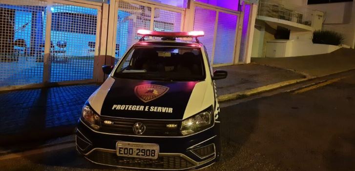 homem descumpre medida protetiva e é detido por GCM
