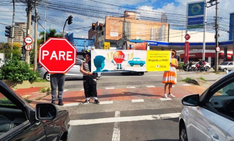 2 pontos da cidade recebem ação educativa inédita de trânsito. (Foto: Divulgação/Semob).