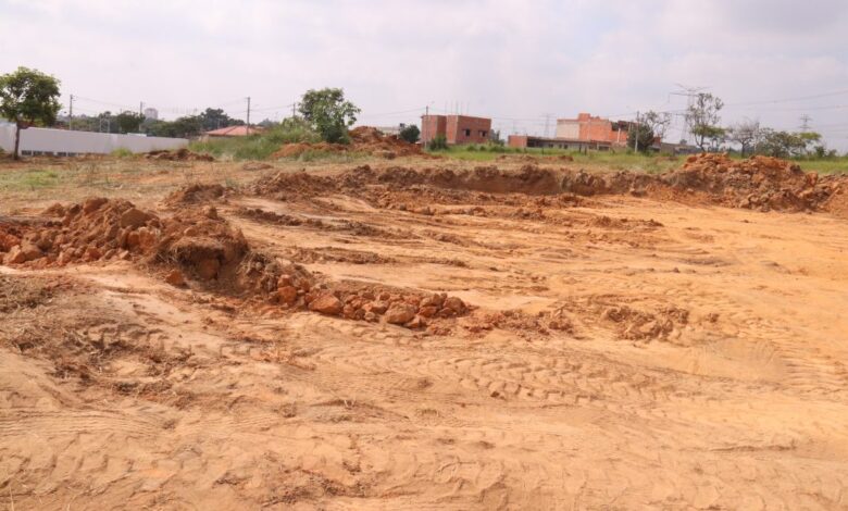 Centro Comunitário Esportivo Jardim dos Pássaros começa a ser implantado em Sorocaba; valor ultrapassa R$ 340 mil. (Foto: Renan Tonet).