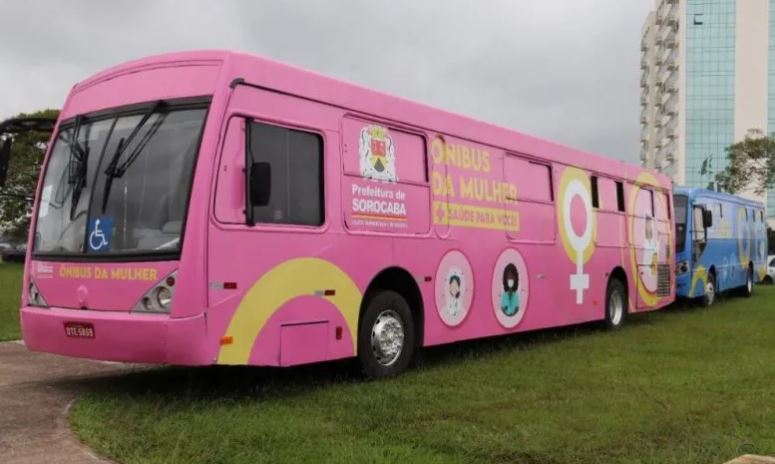 onibus saude azul e rosa