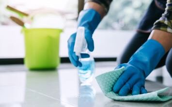 Anvisa proíbe produto popular e deixa brasileiros CHOCADOS; Veja qual