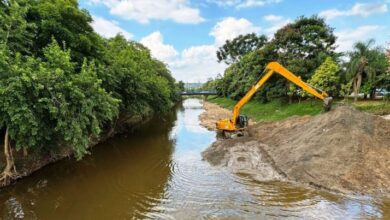 Obras de desassoreamento do Rio Sorocaba seguem sendo realizadas desde o mês de março (3)