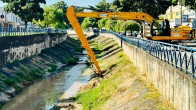 Córrego de bairro em Sorocaba passa por LIMPEZA desde segunda (6); VEJA ONDE FICA