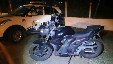GCM recupera MOTO FURTADA na zona norte de SOROCABA na noite de quinta-feira (3). (Foto: GCM)