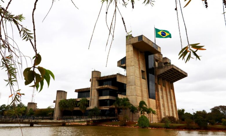 ELEIÇÕES 2024: Confira os PRÉ-CANDIDATOS à Prefeitura de SOROCABA