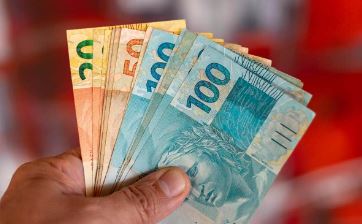Pagamento do ABONO SALARIAL 2024 acontece a partir de segunda (15); VEJA QUEM TEM DIREITO!