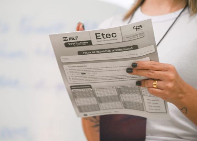 Veja os DOCUMENTOS NECESSÁRIOS para ingressar nas Etec's; Prazo de envio é dia 15 e 16