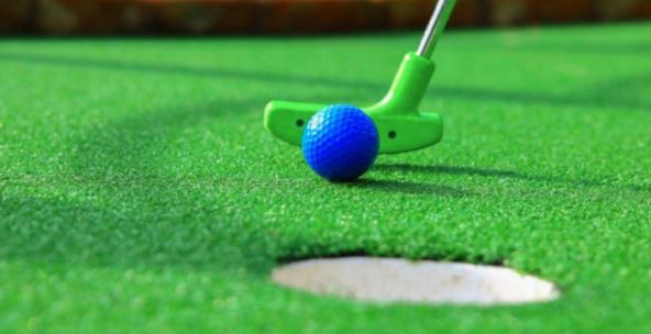 Público pode jogar MINIGOLFE GRATUITO no domingo (28) em Sorocaba