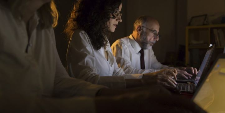 JORNADA NOTURNA: MAIS DE 5 MILHÕES de brasileiros trabalham nesse período, aponta último CENSO