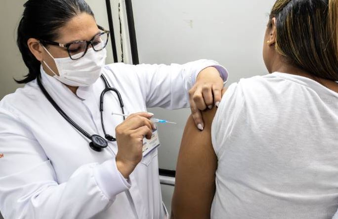 Campanha de VACINAÇÃO contra GRIPE INFLUENZA termina domingo (14)