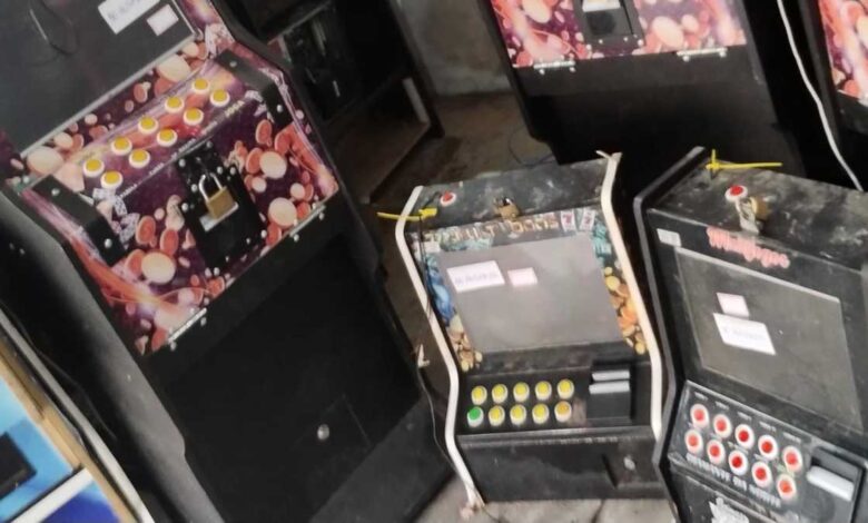 Polícia Civil de Sorocaba Desmantela Jogo Ilegal na Zona Norte: Máquinas Caça-Níqueis Apreendidas