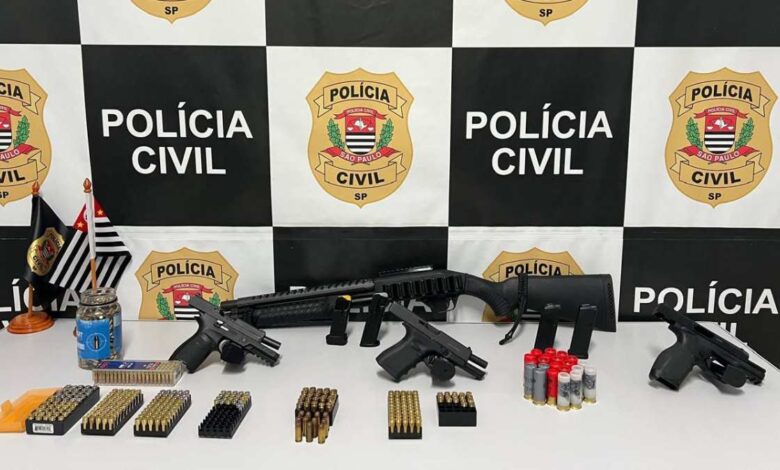 Polícia Civil apreende arsenal em residência no Jardim Mosteiro, em São Roque