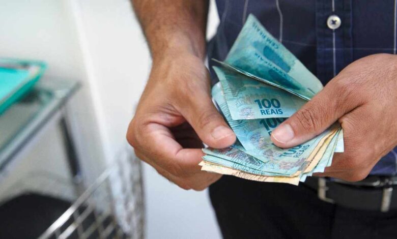 Sorocaba e Votorantim devem movimentar quase R$ 1 bilhão com o 13º salário; comércio será o maior beneficiado